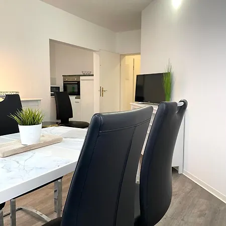 Apartman Hanseviertel - 2 Schlafzimmer - 4 Betten - Gratis Pkw Stellplatz - Smarttv