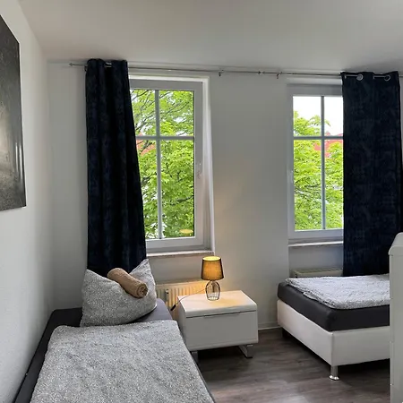 Hanseviertel - 2 Schlafzimmer - 4 Betten - Gratis Pkw Stellplatz - Smarttv Apartment Erfurt