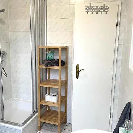 Apartman Hanseviertel - 2 Schlafzimmer - 4 Betten - Gratis Pkw Stellplatz - Smarttv *