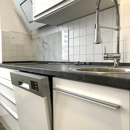 Hanseviertel - 2 Schlafzimmer - 4 Betten - Gratis Pkw Stellplatz - Smarttv Erfurt