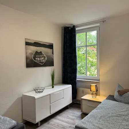 Apartman Hanseviertel - 2 Schlafzimmer - 4 Betten - Gratis Pkw Stellplatz - Smarttv
