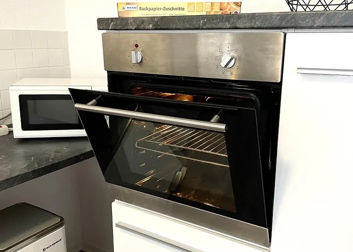 Hanseviertel - 2 Schlafzimmer - 4 Betten - Gratis Pkw Stellplatz - Smarttv דירה *